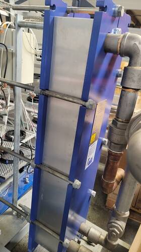 Tl6-bfg Alfa Laval Heat Exchanger 18.4 Sq.m. 150psi At 150f Plates 74