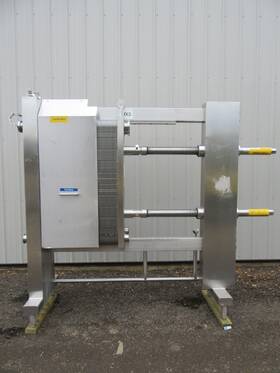 23948 Apv 3 Inch Inlet / Outlet Plate And Frame Heat Exchanger Model Stainless Steel
