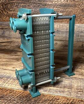 Ux-226hp-60 Tranter Superchanger Plate Heat Exchanger Display 6 Inch Tall 3 Wide