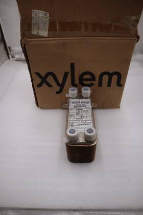 H967 Xylem 569600040001 New In Box Brazepak Bp 400-040/ Plate Heat Exchanger #h967